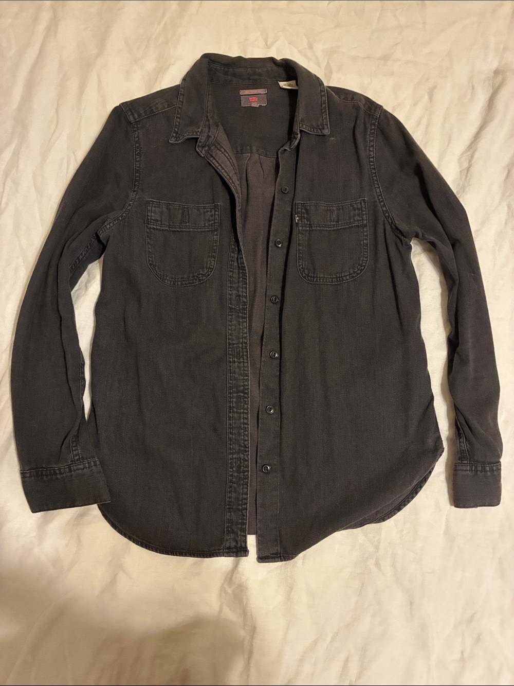 Levi’s boyfriend fit button up